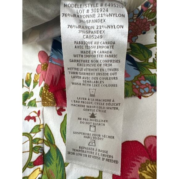 Up! Floral Stretch Pull-On Pants size 12 Garden Summer Spring Crop Resort - Picture 8 of 8